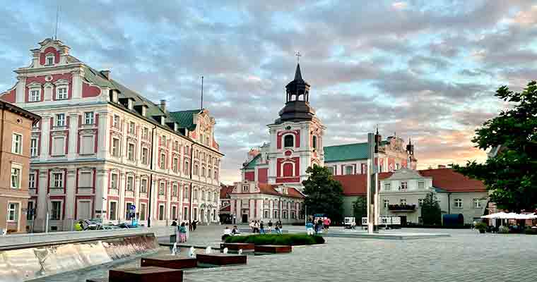 Plac Kolegiacki