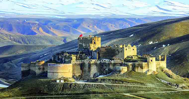 Hosap Castle