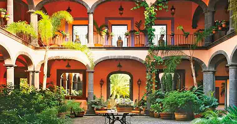 Gardens in Hacienda 