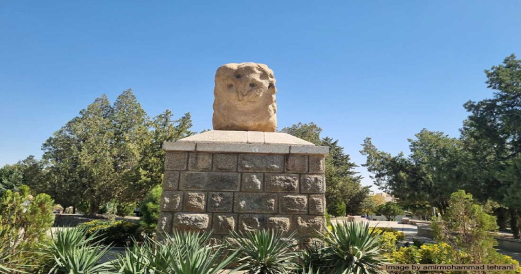 مجسمه شیر سنگی-2
