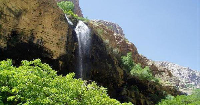آبشار اخلمد