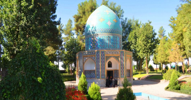 آرامگاه عطار نیشابوری-2