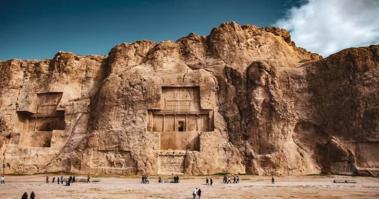 نقش رستم-2
