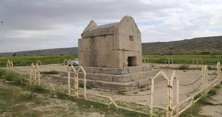 گور دختر-2