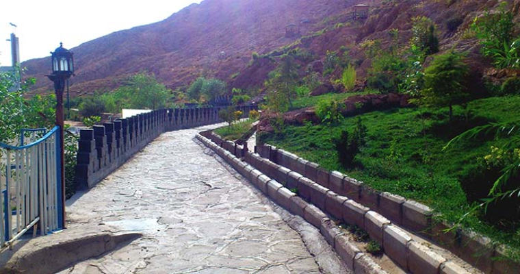پارک آبشار مهدیشهر-2